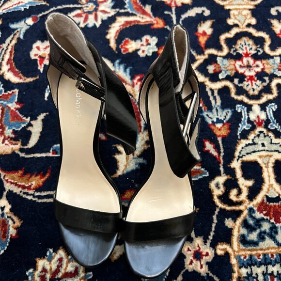 Zebra Print Heels - Picture 2 of 2